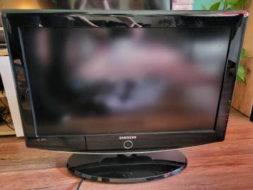 Samsung LE26R82B LCD TV - 26 inch