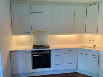 Gratis witte keuken, gebruikte staat, zelf demonteren