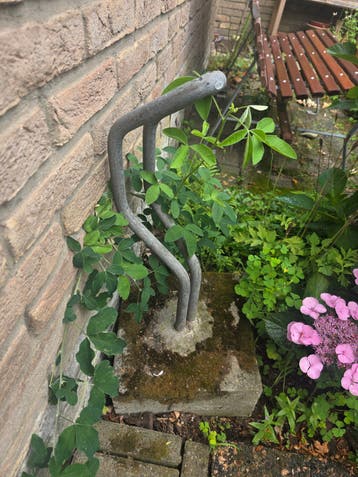 Robuust fietsenrek voor buiten, beton en metaal