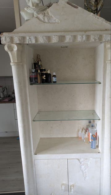 3 kasten: 2 dressoirs, 1 vitrinekast - fossiel/marmerlook