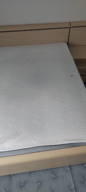 Matras 1.40 bij 2 meter gratis