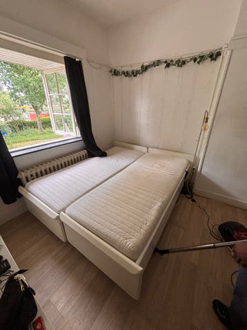 2persoons verstelbaar bed 160x200 incl Matras – Gratis