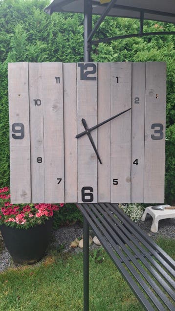 Grote houten wandklok - Uniek design