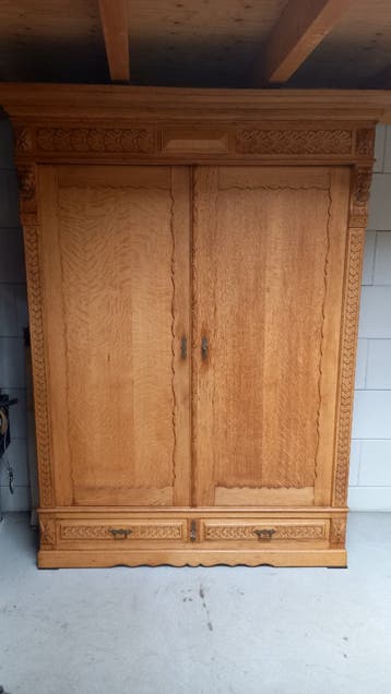 Kast licht eiken
