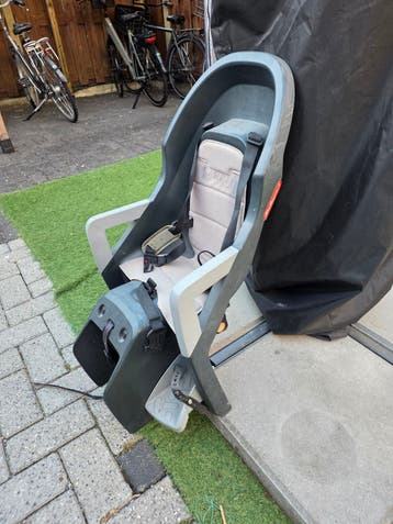 Polisport Guppy Maxi fiets kinderstoel >tot 5 jaar.