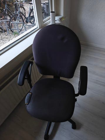 Gebruikte Bureaustoel - Comfortabel en Functioneel