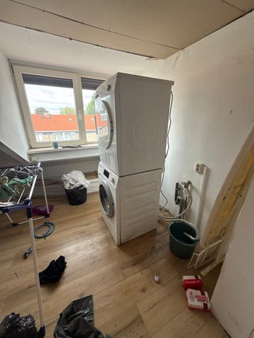Wasmachine en droger gratis af te halen wegens verhuizing