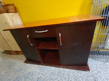 GRATIS houten dressoir met lades en deuren