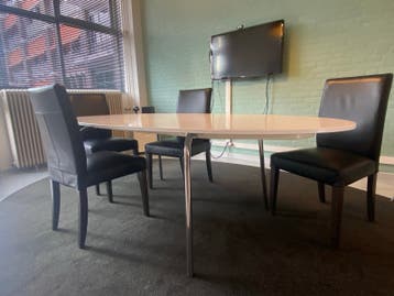 Ovale eettafel / vergadertafel - gebruikt - modern design
