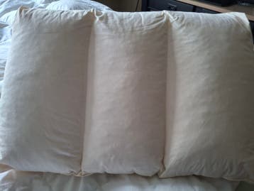 Groot kussen op half rechtop te liggen/zitten