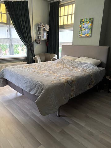 GRATIS IKEA Boxspring 160x200 (evt. met matras)