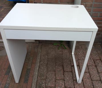 Ikea Burea Micke