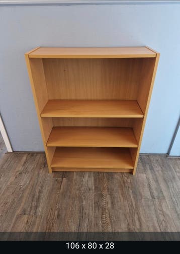 Gratis af te halen: Boekenkast met 3 planken (106x80x28)