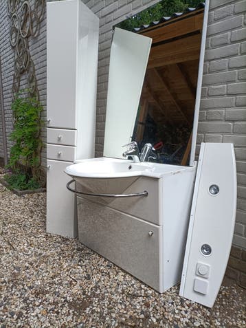 Complete Badkamermeubelset met Spiegel en Verlichting