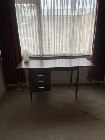 Vintage bureau