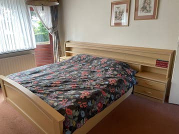 Vintage bed