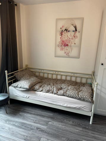 Gratis bedframe 90x200