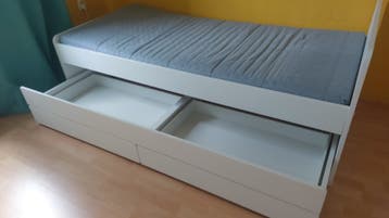 IKEA SLÄKT uitschuifbed met opberglades