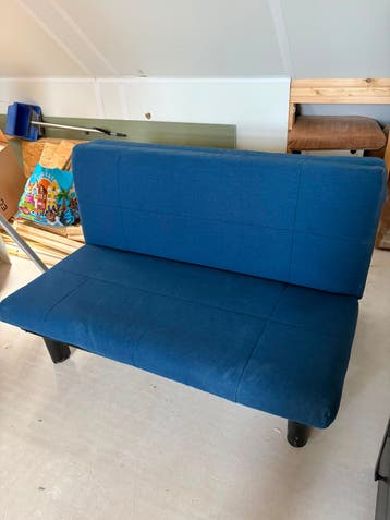 Compacte blauwe slaapbank - Ideaal voor kleine ruimtes