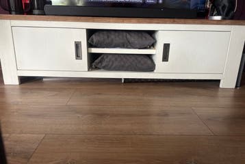 Stijlvol TV-meubel GRATIS