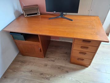 Vintage Teakhouten Bureau met Lades en Opbergruimte