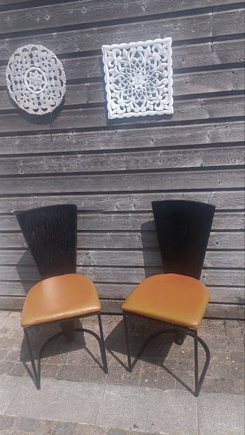 Gratis af te halen 2 stoelen