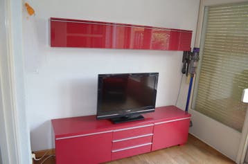 TV meubel in twee delen gratis