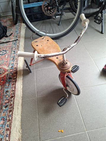 Gratis houten driewieler