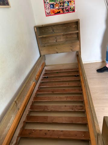 Bedframe met extra schuifbed eronder 80x200