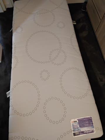 2 gebruikte Matrassen 90x210cm gratis