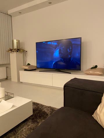 Moderne witte tv-kast - 240 cm breed