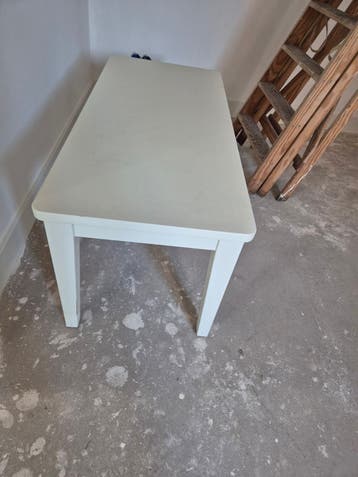 Witte houten tafel. Gratis