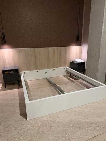 Grstis Ikea malm bed 180x200 met lattenbodem