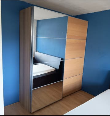 Gratis ophalen: 2 zweefdeuren voor Ikea Pax kast 2.00x2.36.