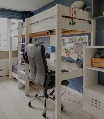 Gratis hoogslaper met bureau en slaap sofa