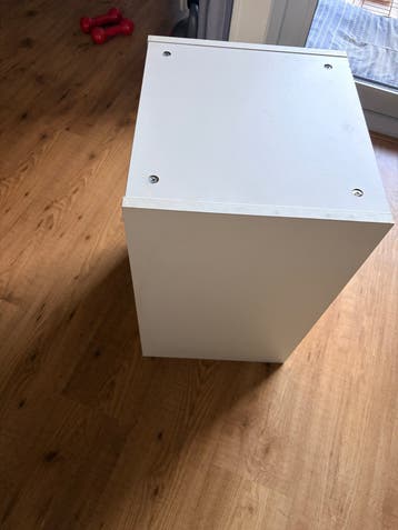 IKEA Bovenkastje Gratis