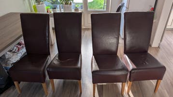 Stoelen / Chairs