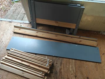 Gratis bed met lattenbodem (Ikea)