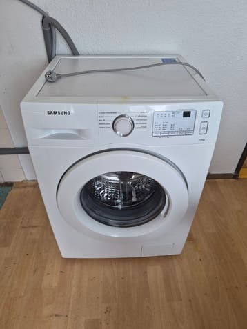 Wasmachine + koelkast met vriezer