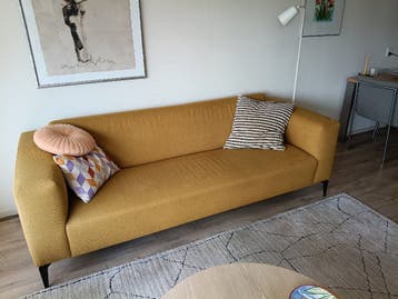 Bank Mosterdgeel