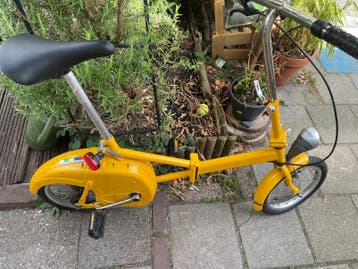 Leuke vouwfiets, helaas wat spaken uit