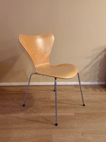 Fritz Hansen Vlinderstoel - Opknapper