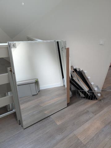 Gratis 3 Spiegels + Ophang & Verlichting