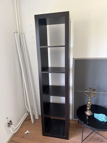 Ikea kast - Donkerbruine kast met 5 Planken - ZSM OPHALEN