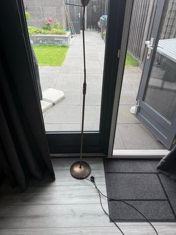 Stijlvolle vloerlamp - messing look