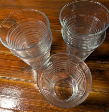 GRATIS OPHALEN 5 LIMONADE GLAZEN.