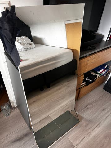 Oude spiegel GRATIS AFHALEN