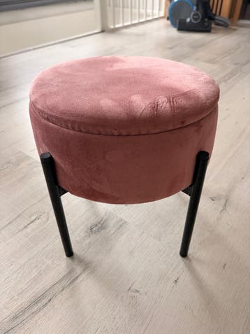 Roze fluwelen poef met opbergruimte