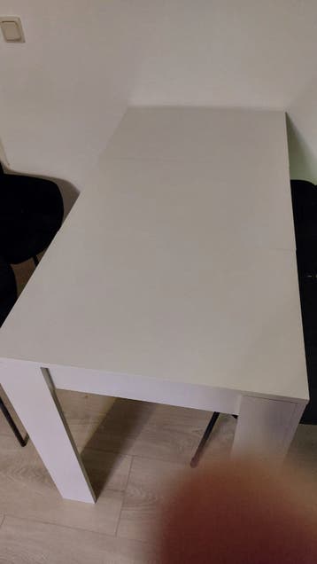 Gratis eettafel en salontafel