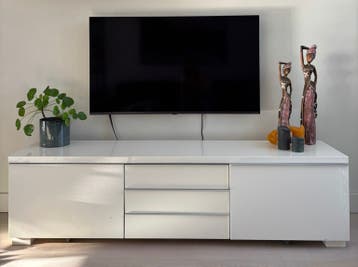 IKEA TV-kast hoogglans wit - Modern en Ruim
